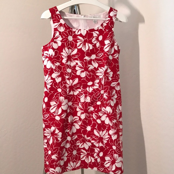 White Sleeveless Dress